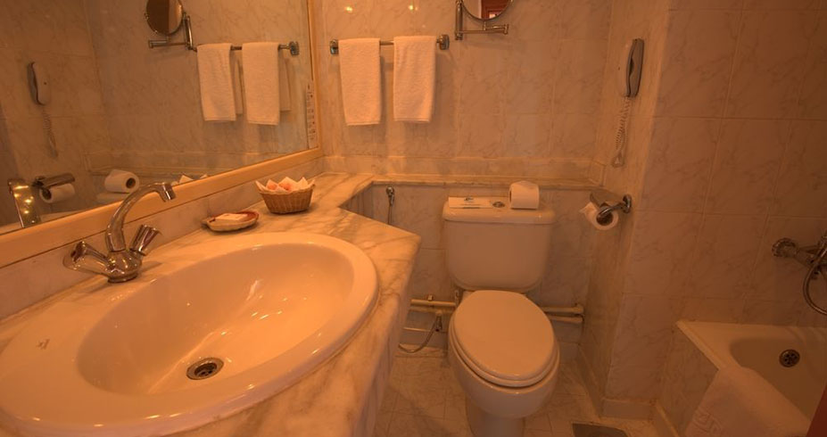 le pacha resort hurgada egipat kupatilo